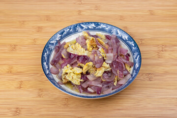 Onion and egg stir-fry on the plate