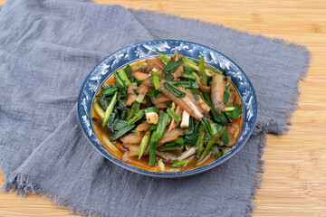 Garlic sprout braised pork