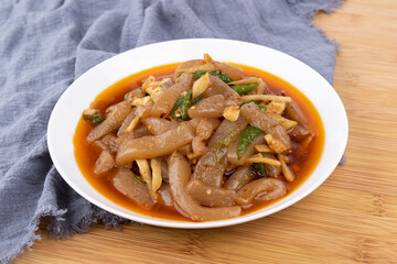 The stir-fried konjac on the plate