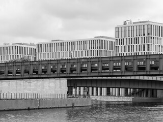 Obraz premium bridge over the river