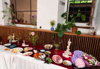 Elegant dining table with floral decor