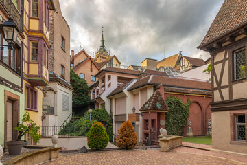 Fototapeta premium Hinterhof in Colmar, Elsass, Frankreich