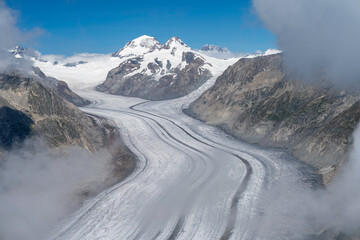 Blick vom Eggishorn auf Gro&szlig;er Aletschgletscher, Konkordiaplatz, M&ouml;nch, Trugberg und Eiger
