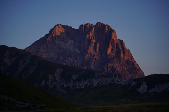 sunrise in the mountains - Italy: Gran Sasso