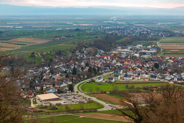 Markgräflerland mit Vogesen im Hintergrund
