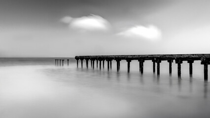 Obraz premium Colachel old harbour pier 