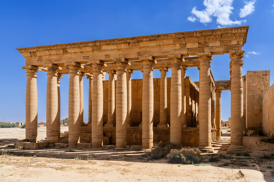 Ancient temple ruins of Hatra in Iraq under clear skies