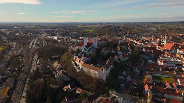 Freisinger Dom Germany, Bavaria aerial view in winter in sunny weather without snow. Dom St. Maria und St. Korbinian in Freising Deutschland, Bayern Luftaufnahme im Winter bei sonnigem Wetter. 
