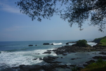 sea and rocks