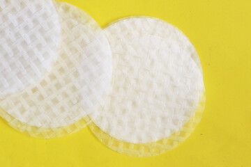Stacked round sheets of Vietnamese rice paper