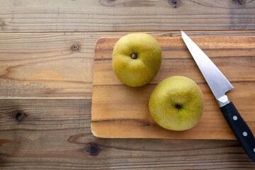 梨とナイフとまな板