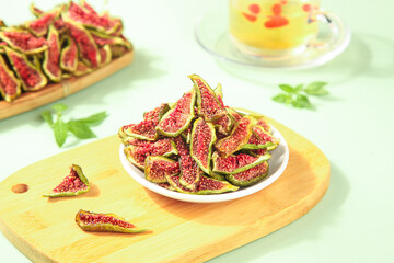 Yantai Shandong Dried Fig Slices Traditional Chinese Fruit Preserves Healthy Snack Food Display