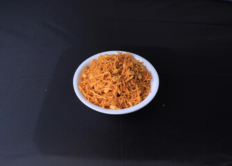 Delight in Farali Chivda, a mix of potato sticks, peanuts, and spices. Ideal for fasting or vegetarians, grain and onion-garlic free. A tasty treat for any occasion.