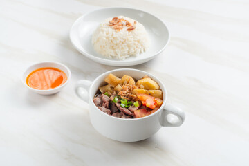 Soto Daging. Soto meat is a soupy dish made from beef stock seasoned with various spices. Perfect for recipes, articles or any cooking content.