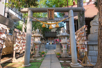 東京都杉並区 高円寺氷川神社の境内社、気象神社