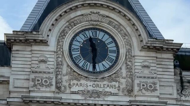 Mus&eacute;e d'Orsay focusing on the iconic clock of Paris-Orl&eacute;ans building.