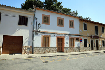Older house, street on the island of Mallorca.