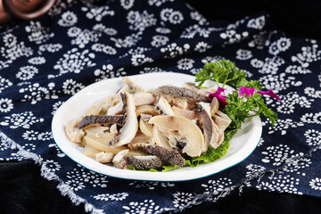 chicken breast with mushrooms