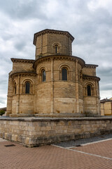 Fototapeta premium Romanesque Church of San Martin de Tours in Fromista, Palencia