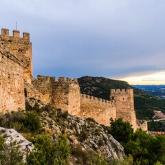 Obraz premium Ancient stone walls of a hilltop fortress