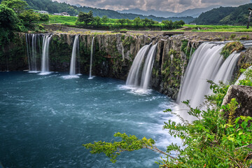 Naklejka premium Waterfall Scenery: Harajiri Falls, Bungo-Ono City, Oita Prefecture