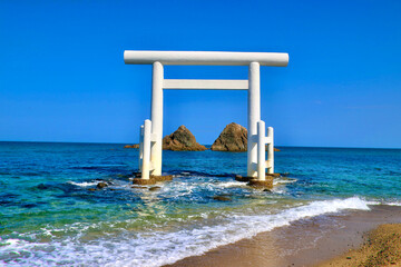 二見ヶ浦の鳥居・桜井神社（福岡県・糸島市）