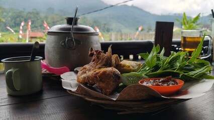 sundanese indonesian traditional food nasi liwet
