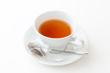 紅茶とティーパック　白バック