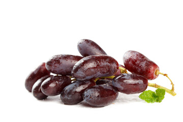 Obraz premium Fresh Red Grapes with Water Droplets on White Background