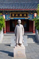 Stone statue of Zheng Banqiao, an ancient Chinese literati and artist