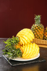 Fresh Sweet Pineapple from Zhanjiang Xuwen China - Crisp Golden Flesh Tropical Fruit Display