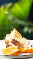 Creamy sandwich with potato chips 