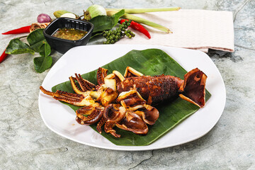 Delicous Grilled squid with sauce