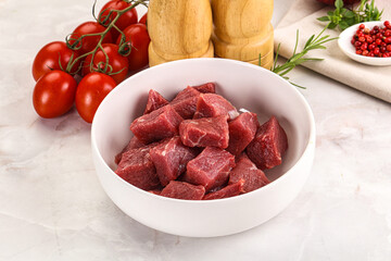 Raw beef cubes for cooking