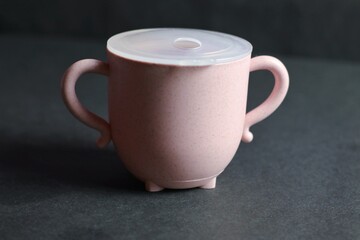 Baby Feeding Equipment: Drinking Cups