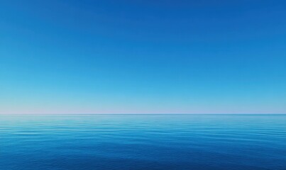 Fototapeta premium Calm ocean meets clear sky
