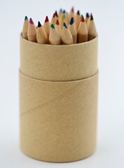 Pot de crayons de couleurs