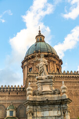 Historical Architecture of Sicily: Stunning Dome and Statue