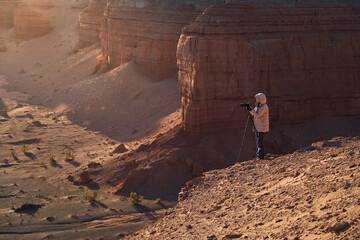 Experience stunning landscape photography at golden hour, inspiring nature