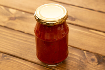 瓶に入ったトマトソース