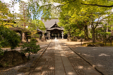 仙台の輪王寺の本堂