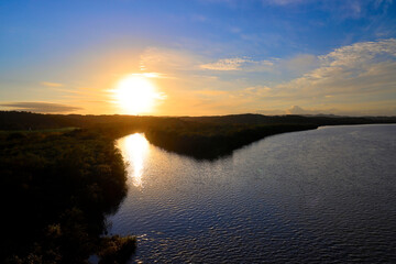夕暮れの十勝川河口