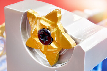 Inserts on lathe cutter