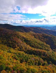 Obraz premium Autumn mountain range