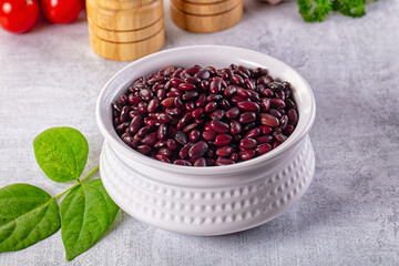 Raw dry uncooked red beans