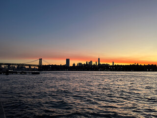 Obraz premium New York City Skyline Golden Light Sunset 