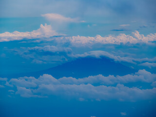 機内から撮影した空