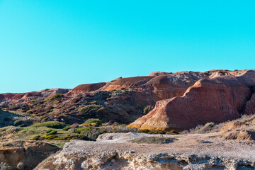 Obraz premium Aerial Drone View of Maslin Beach Cliffs and Coastal Landscape in South Australia.
