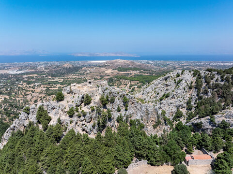 Aussicht auf die Burgruine von Palio Pyli auf der Insel Kos in Griechenland