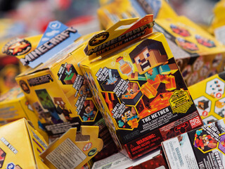 Naklejka premium Minecraft The Nether Action Figure Toy Collection